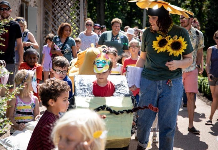 Little Explorers: Flowers!